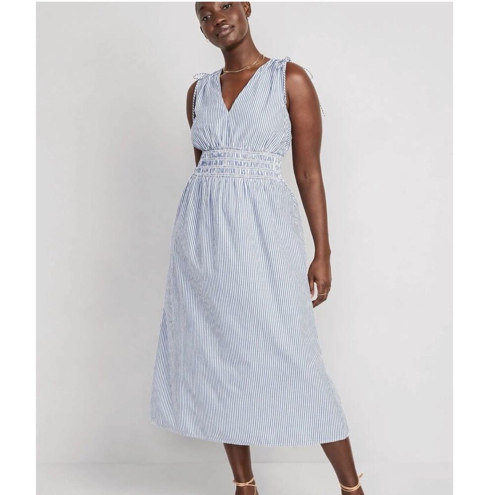Old Navy Fit N Flare Tie Shoulder Smocked Maxi Dress Large Striped Blue Nautical